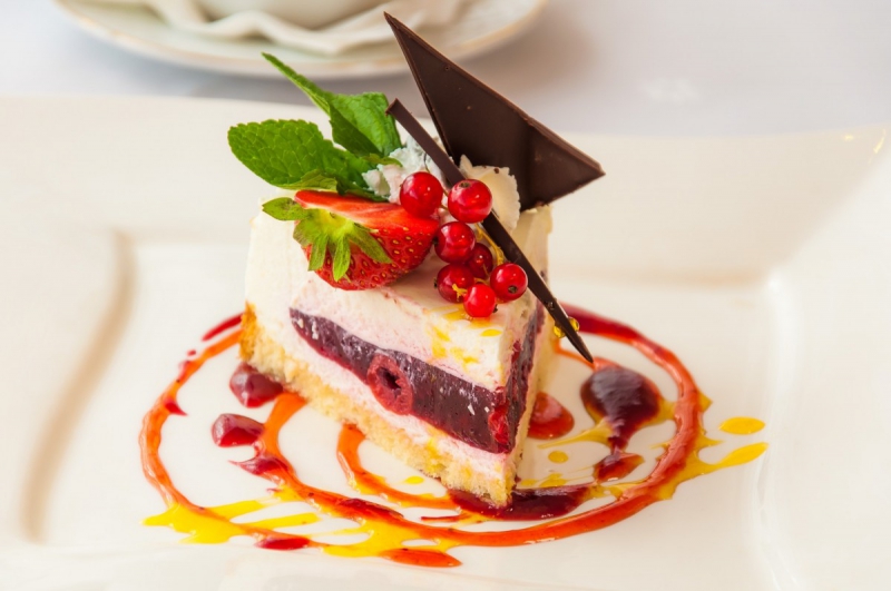 boulangerie-VINON SUR VERDON-min_the_cake_dessert_eating_bun_colorful_sweet_dish_taste_cake_with_cream-941034